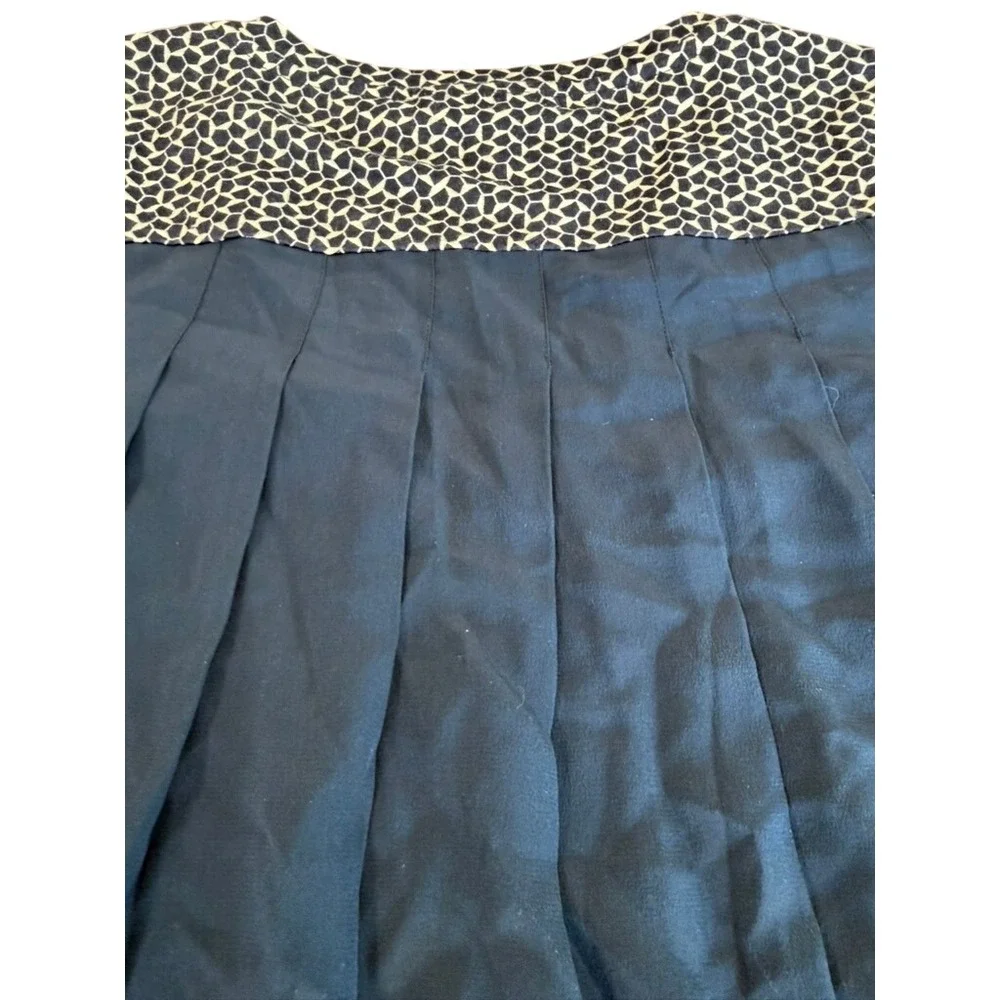 Tory Burch Navy‎ White Geometric Linen Silk Mixed Media V-Neck Blouse Size S